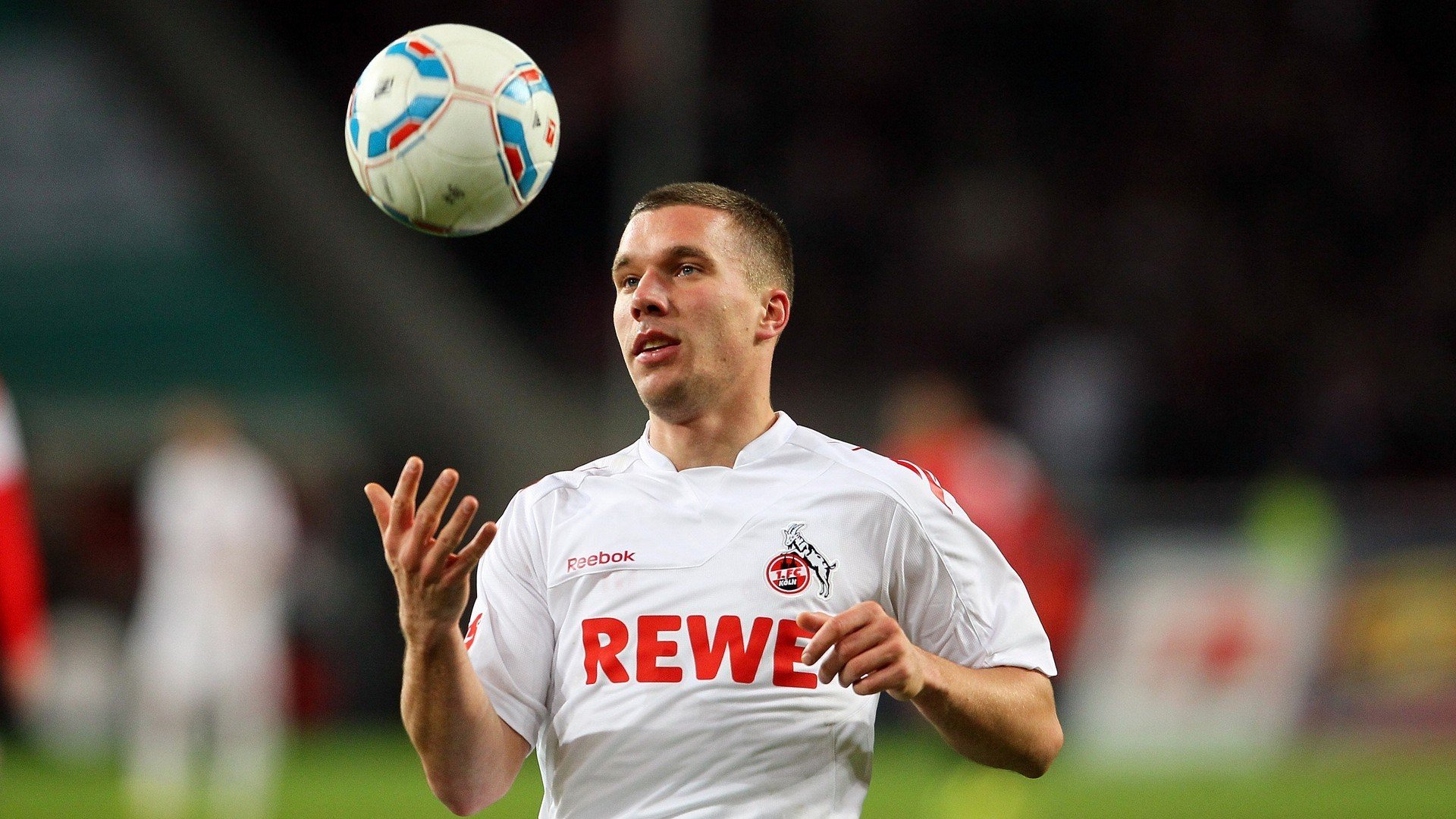 德甲媒体点赞本赛季表现出色的青训体系，德甲青训政策