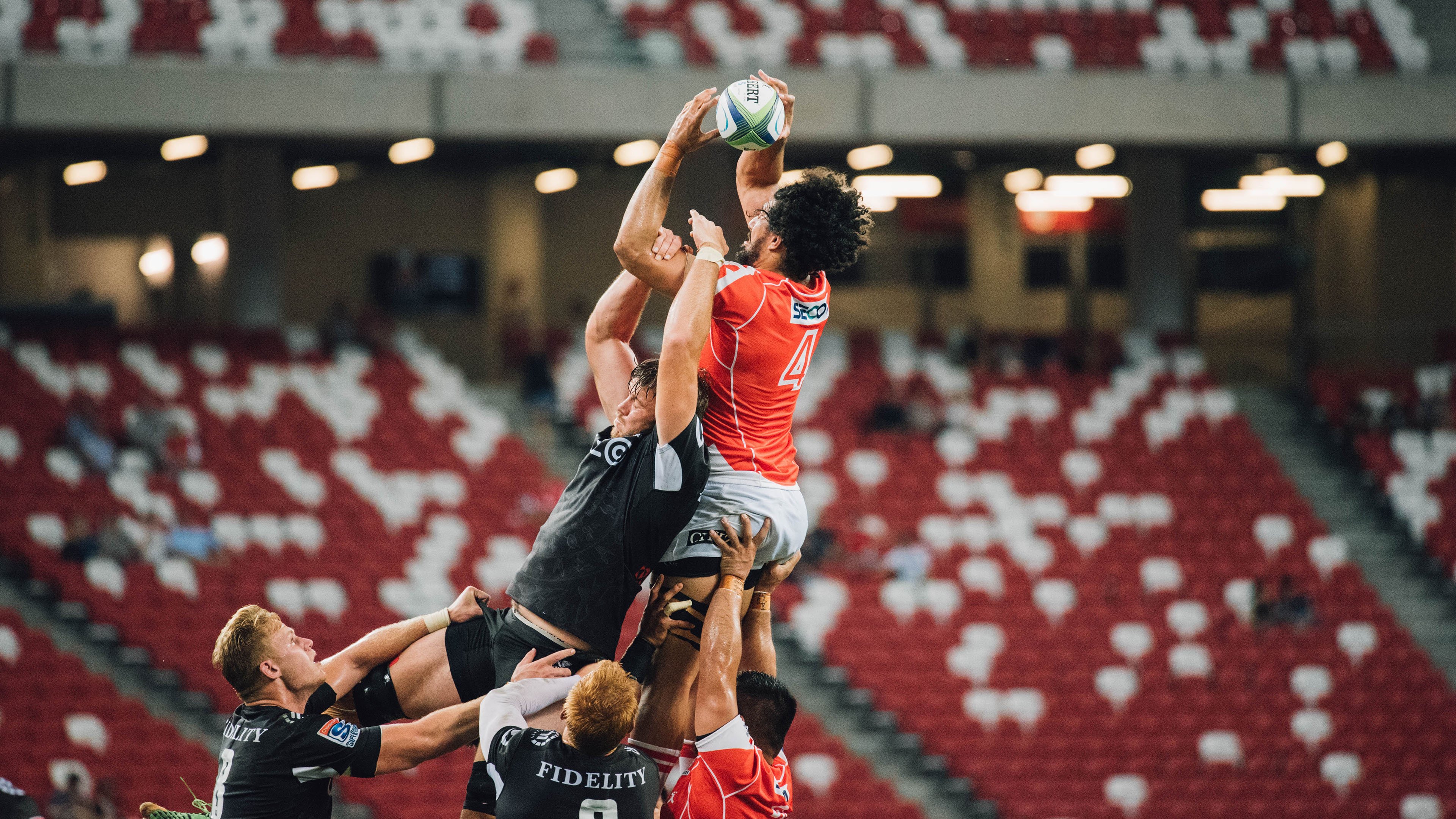 赛场“神操作”：突破、助攻、扣篮集锦不断刷新纪录，突破扣篮倾向