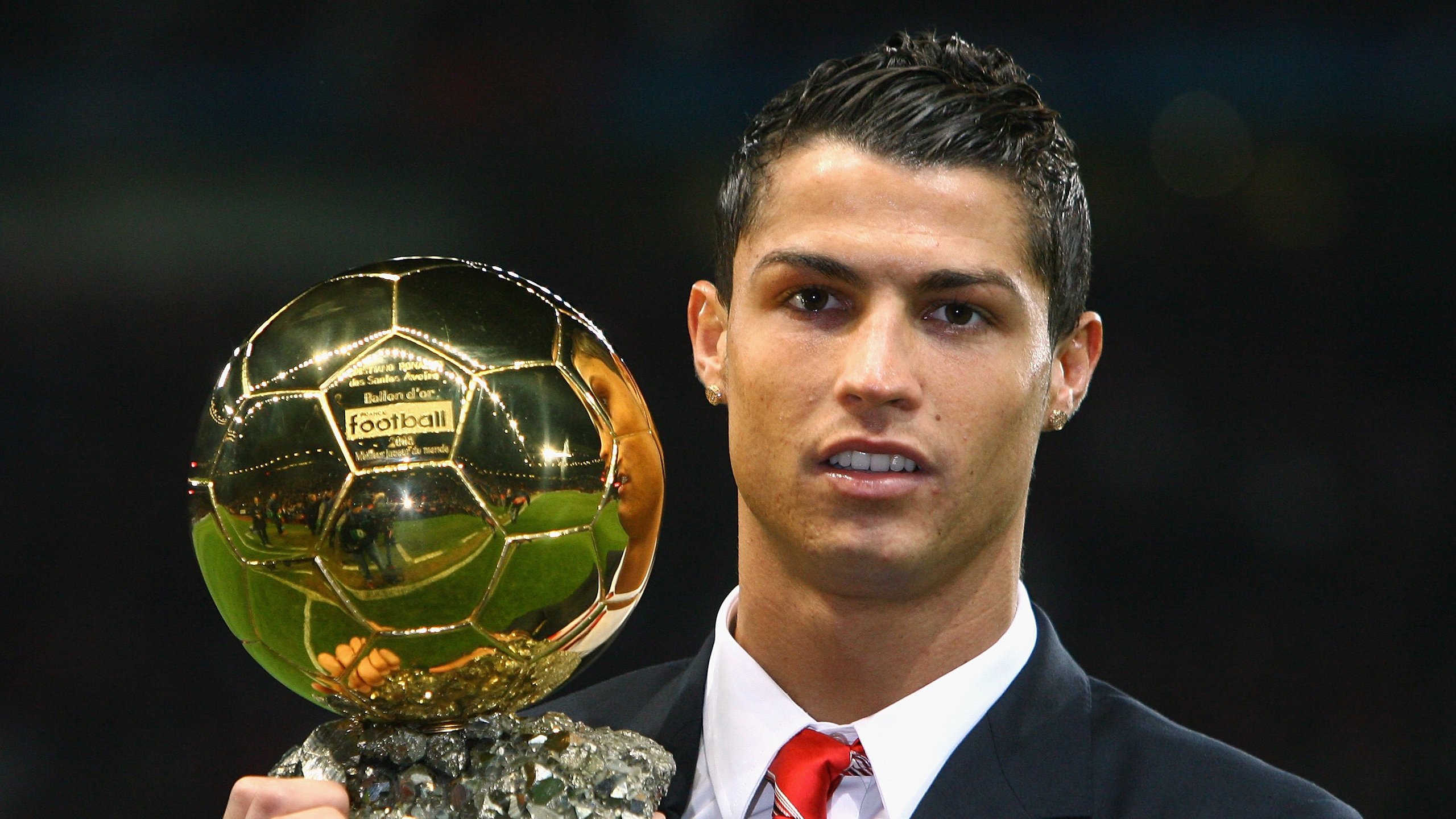 足球纪录片获奖展示中国球员奋斗历程，中国足球 纪录片